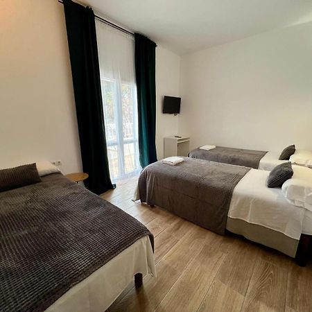 Hostal Oasis Dor Cala D´Or Exteriér fotografie